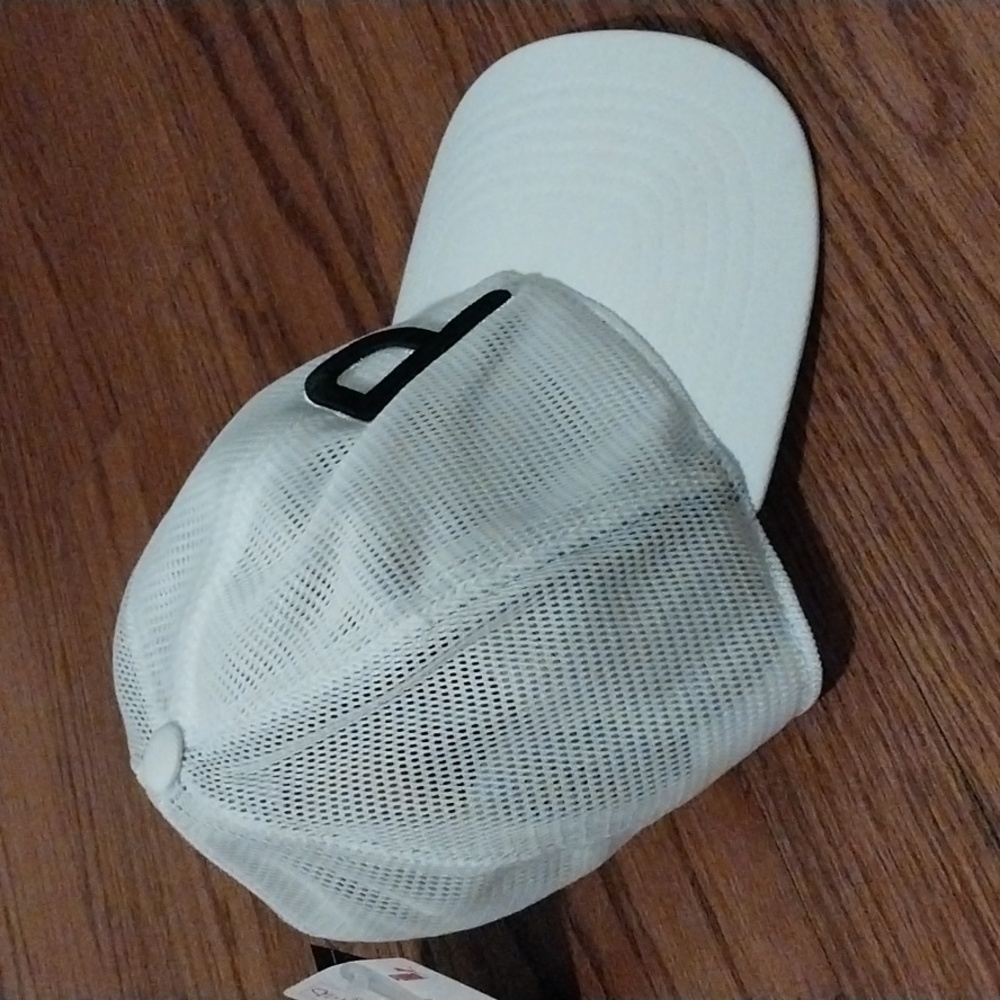 Puma hat / baseball cap - Picture 4 of 11